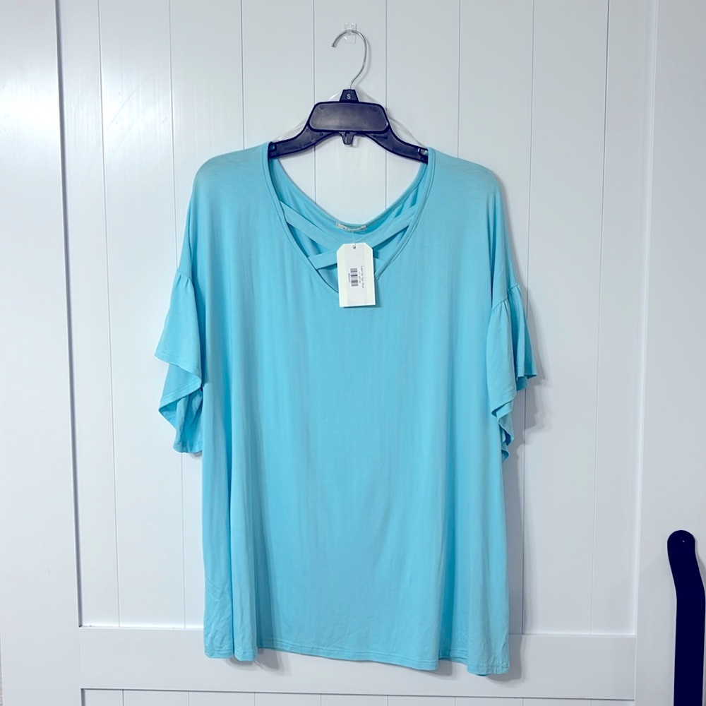 NEW W/ TAGS JERSEY LACE UP V NECK RUFFLED SHORT SLEEVE TOP